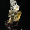 黃膠花麒麟雕件